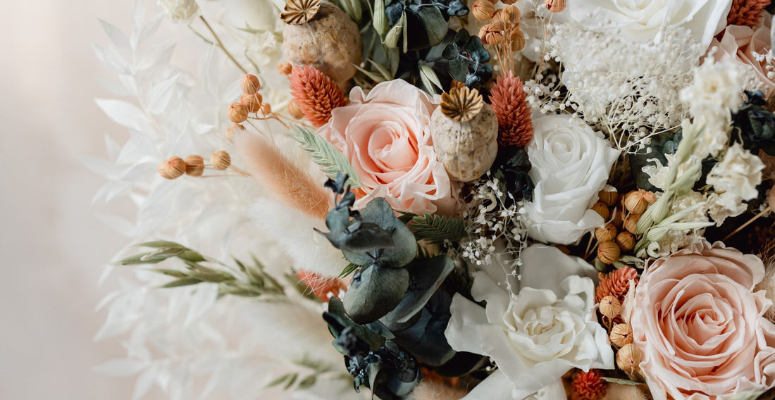 Dried vs. Fresh: Which Wedding Flowers Are Right for You?