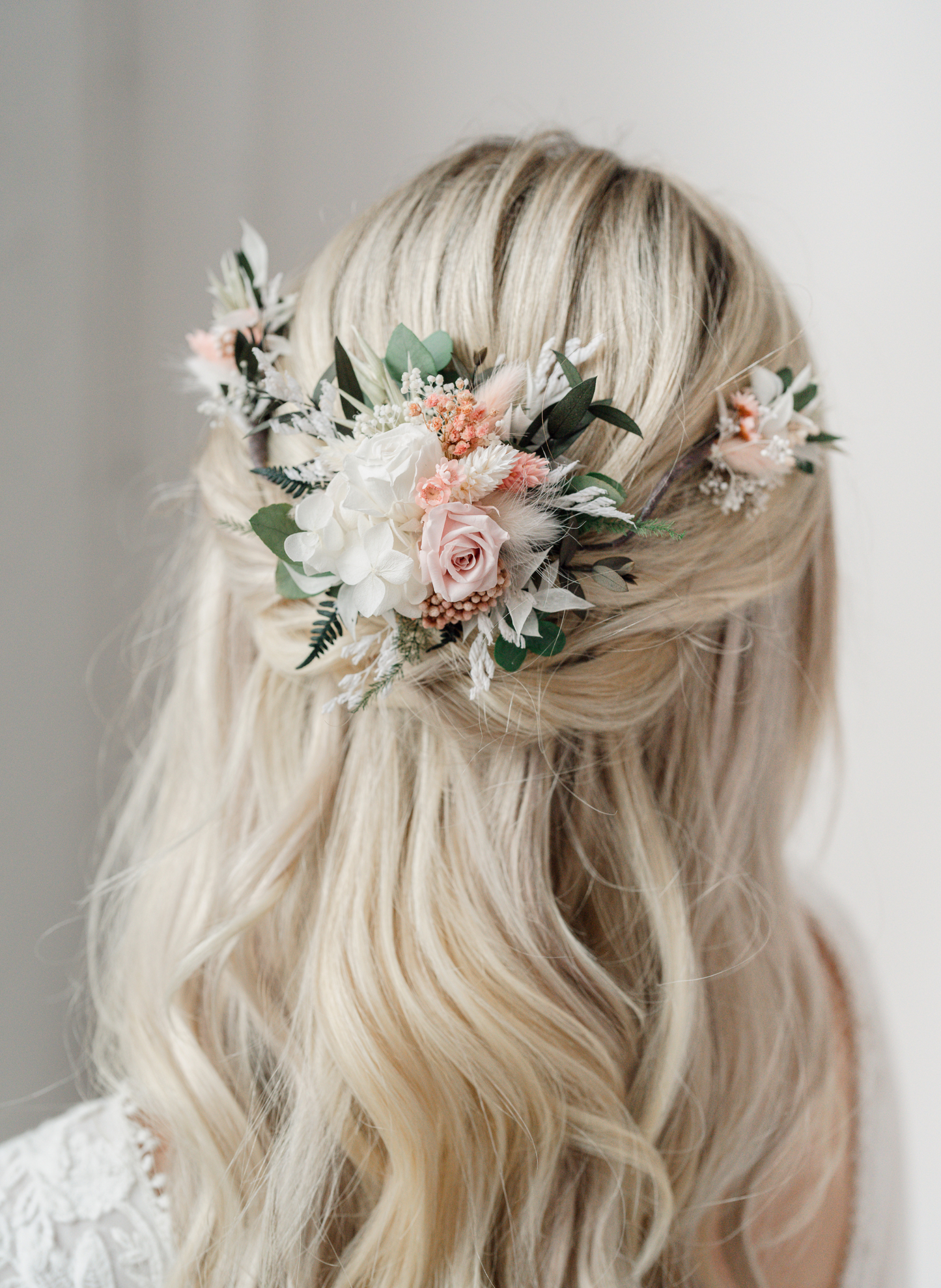 Felicity Pale Pink Wedding Dried Flower Short Hair Vine