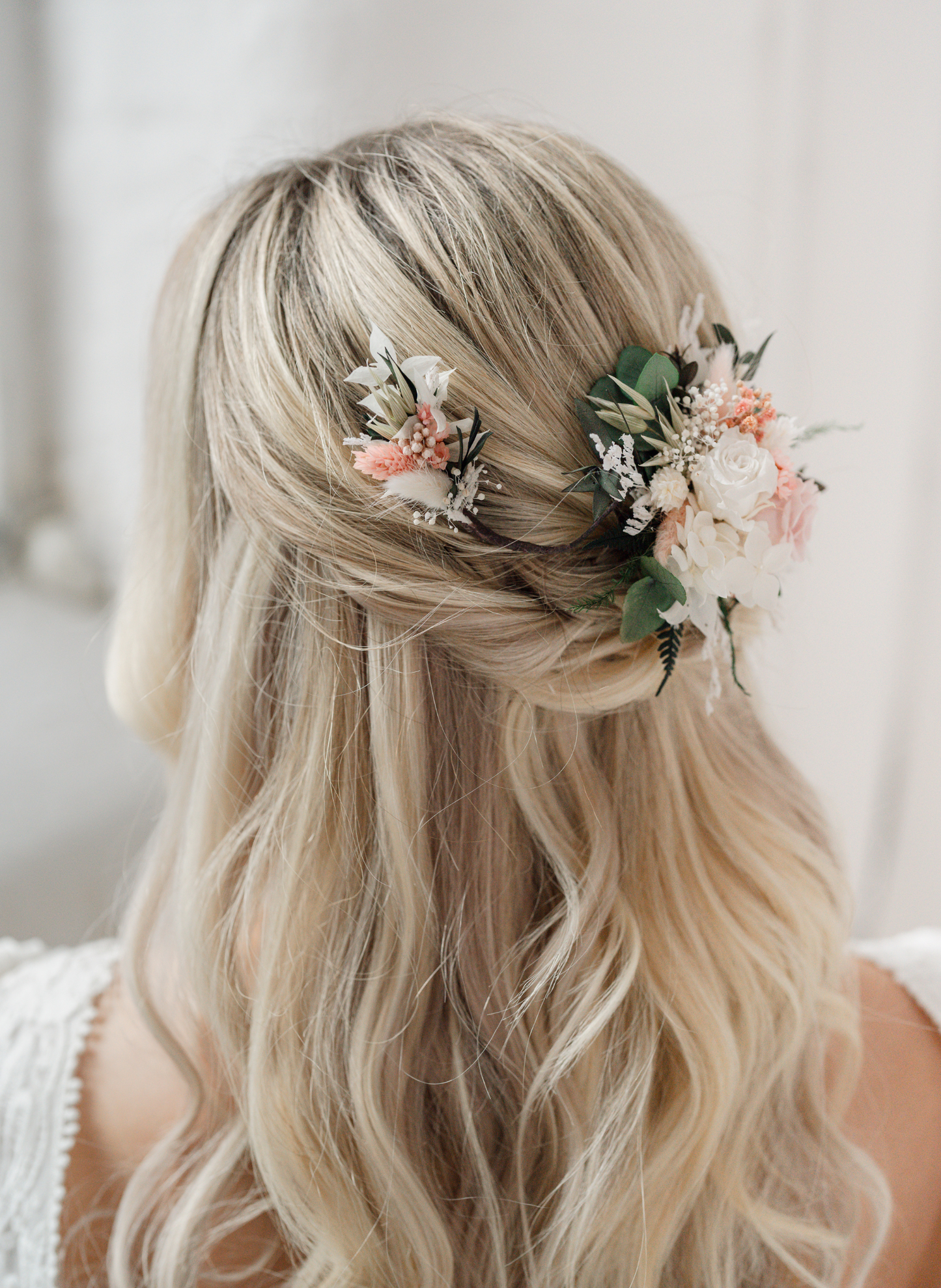 Felicity Pale Pink Wedding Dried Flower Short Hair Vine 1