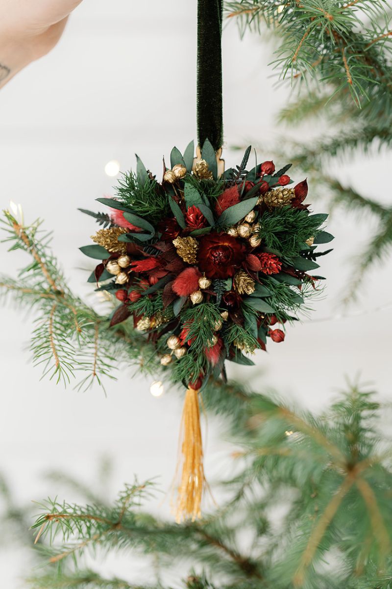 Dried Flower Teardrop Tassel Christmas Bauble | Handmade Decoration | Luna & Wild