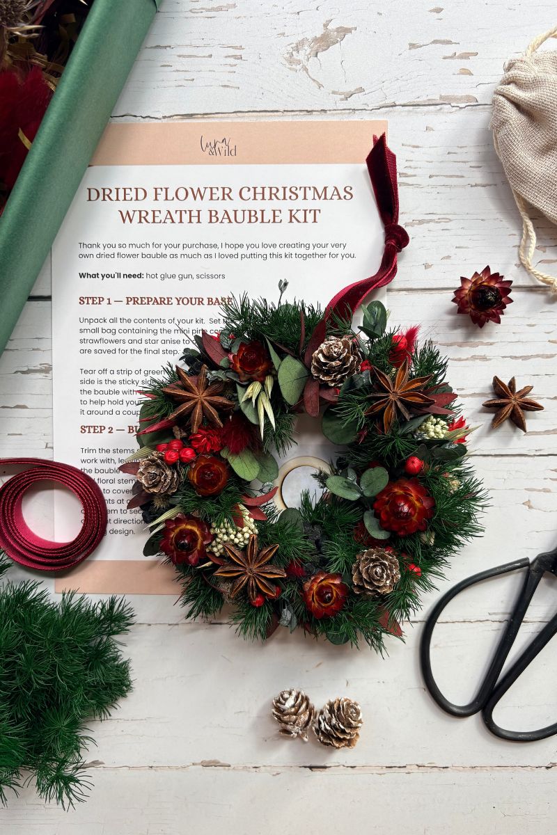 DIY Dried Flower Christmas Wreath Bauble Making Kit