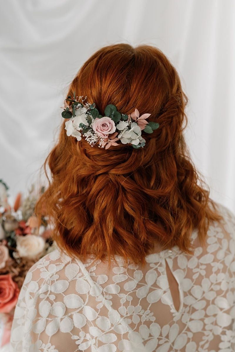 Pink and white wedding dried flower hair pin set for boho brides and bridesmaids