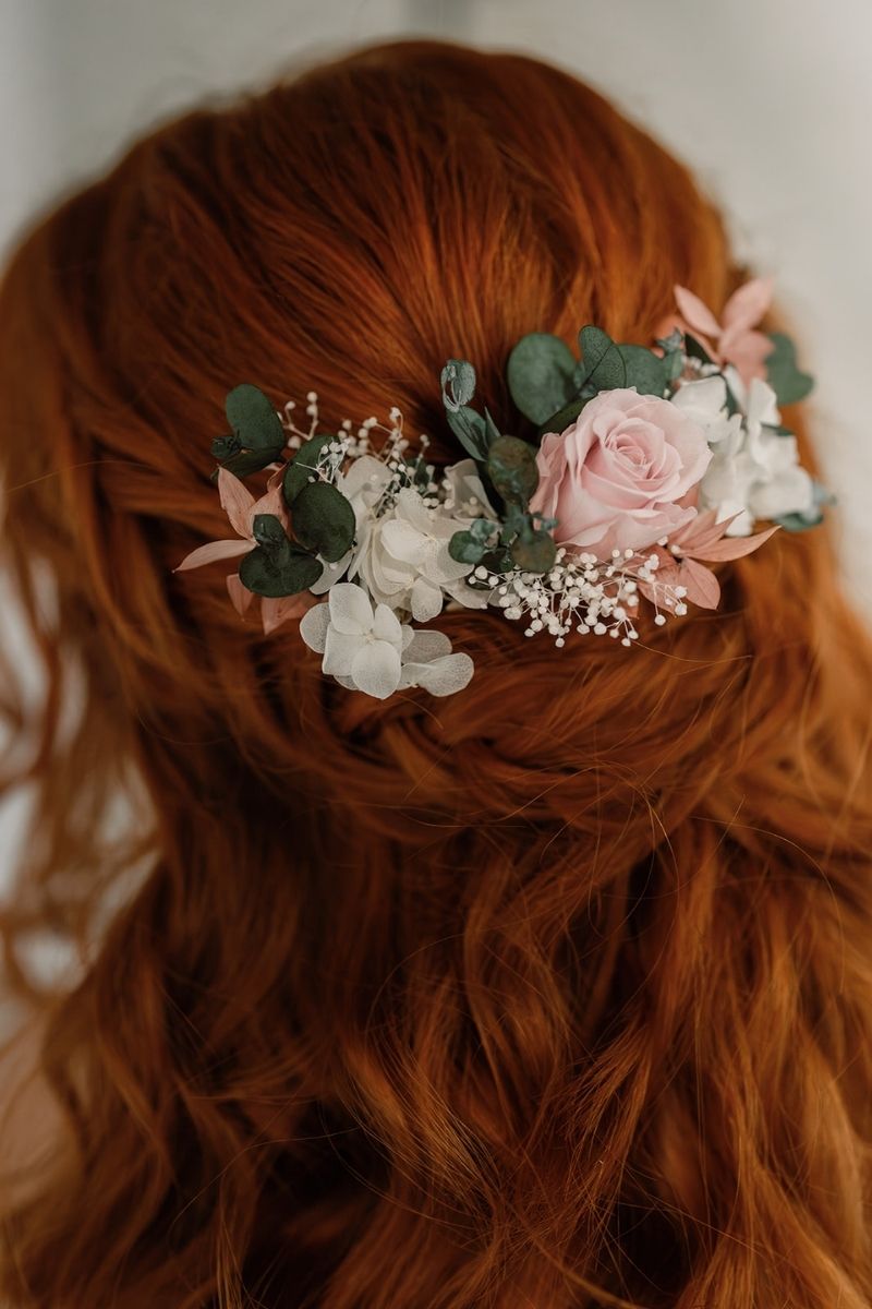 Pink and white wedding dried flower hair pin set for boho brides and bridesmaids