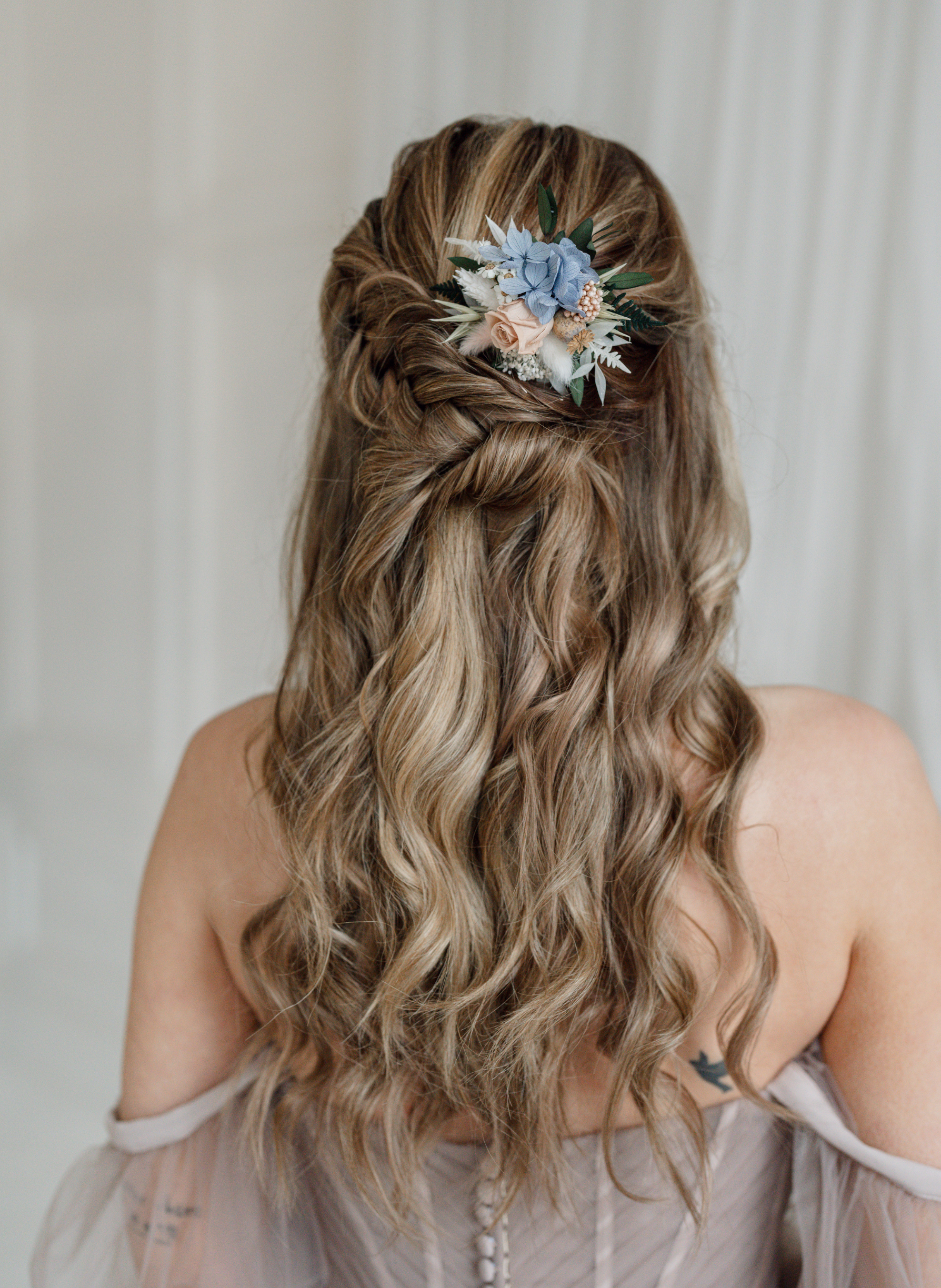Lark Wildflower Wedding Dried Flower Hair Comb 1
