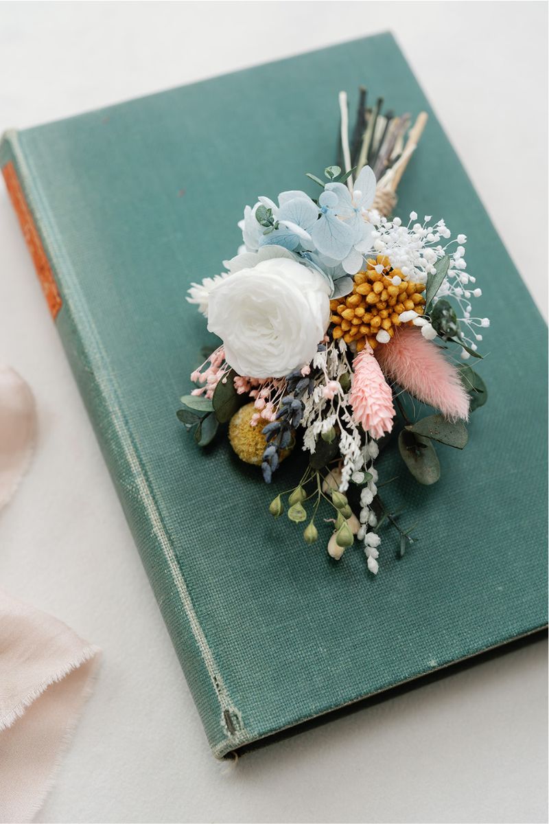 pastel dried flower wedding buttonhole by Luna and Wild