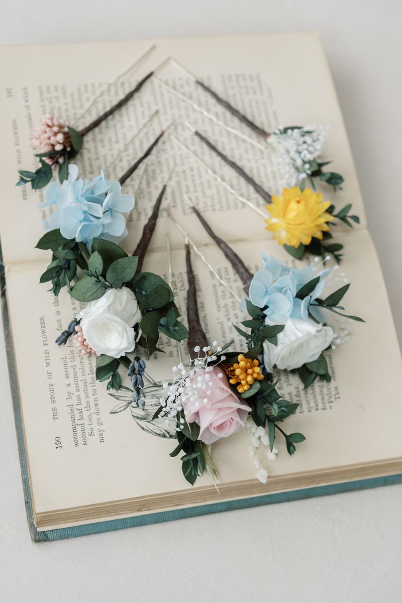 wildflower style dried flower wedding hair pins set in Pastel shades by Luna and Wild