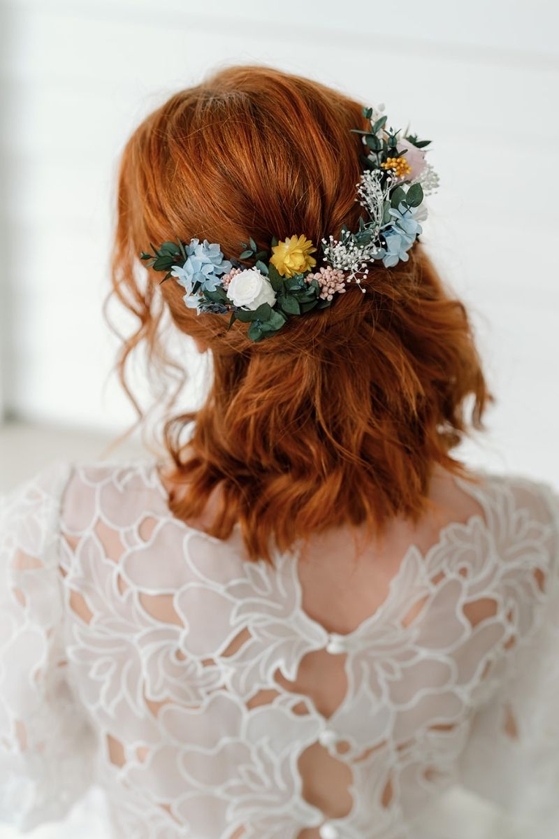 wildflower style dried flower wedding hair pins set in Pastel shades by Luna and Wild