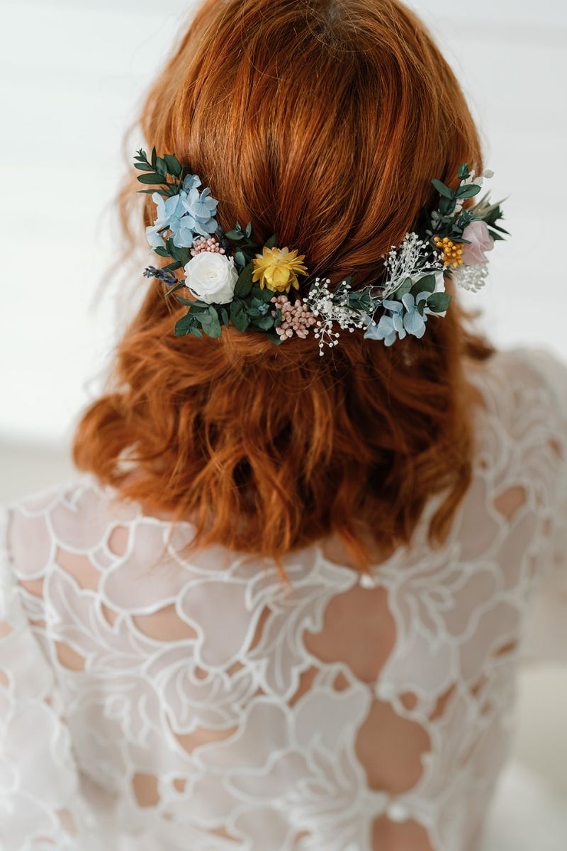 wildflower style dried flower wedding hair pins set in Pastel shades by Luna and Wild