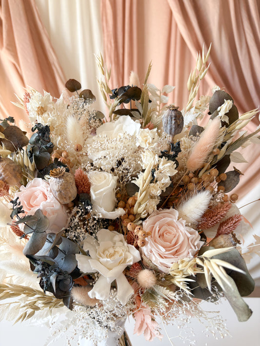 Sample Sale: Peach Dried Flower Bridal Bouquet – Photoshoot Piece