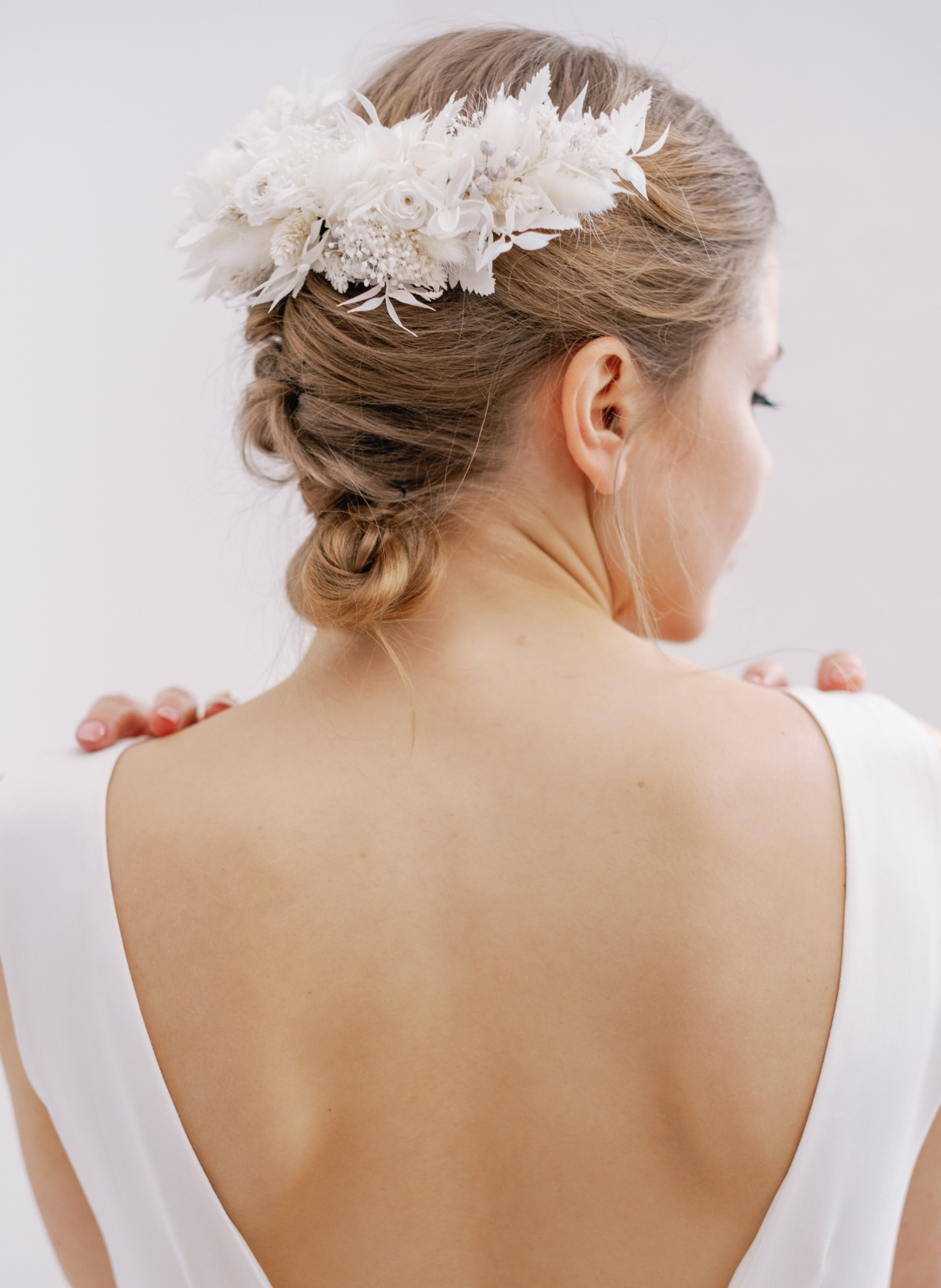 Star White Bridal Dried Flower Wedding Headpiece