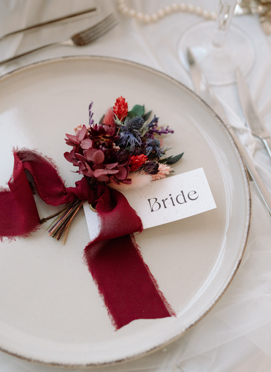 Jewel Dried Flower Wedding Favour Mini Bunches With Name Card